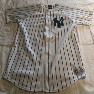 Derek Jeter “Boyfriend Style” Yankees Jersey
